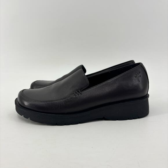 Bare Traps Shoes - Bare Traps Ecstasy Brown Women’s Loafers Size 6 Leather Slip On